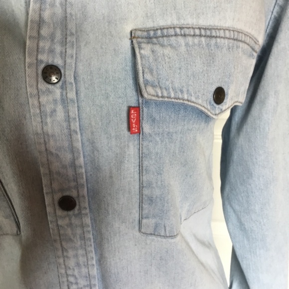 Levi’s Red Tab Denim Shirt - Picture 2 of 8